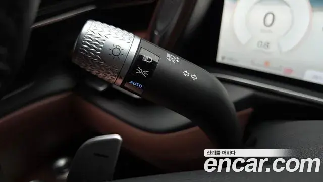 Genesis G90 2022 — Şəkil 32/34
