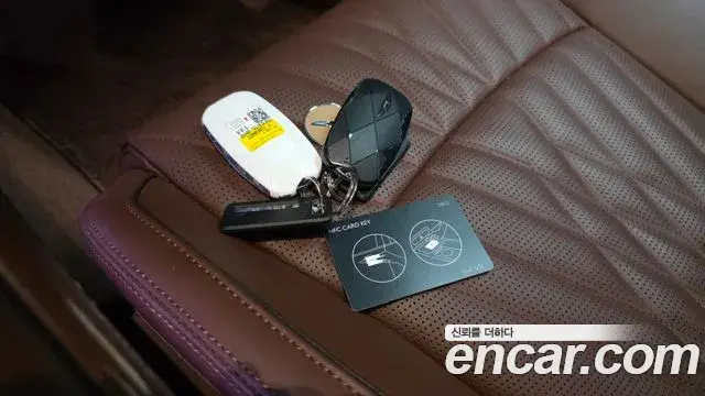Genesis G90 2022 — Şəkil 29/34