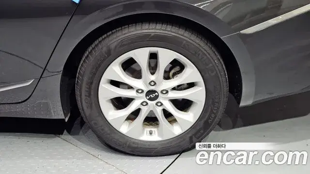 Kia K8 2022 — Şəkil 12/30