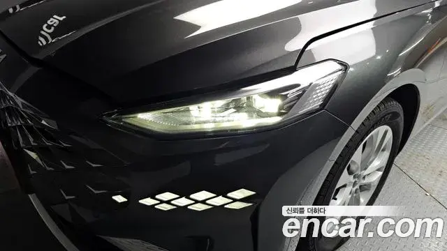 Kia K8 2022 — Şəkil 27/30