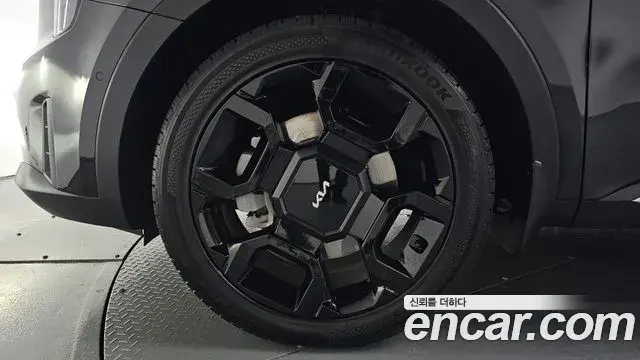 Kia Sorento 2023 — Şəkil 2/41