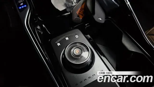 Kia Sorento 2023 — Şəkil 11/41