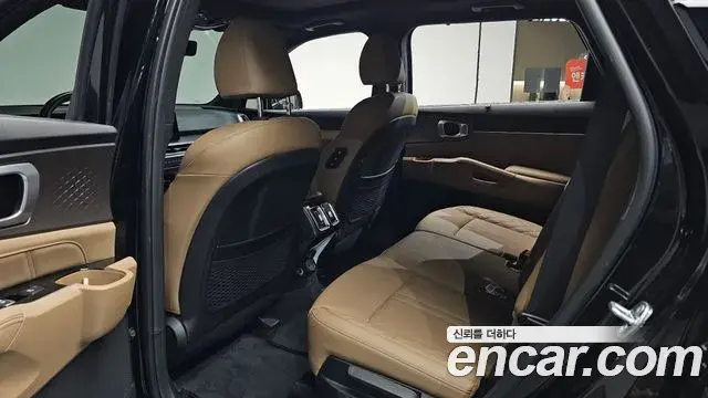 Kia Sorento 2023 — Şəkil 6/41