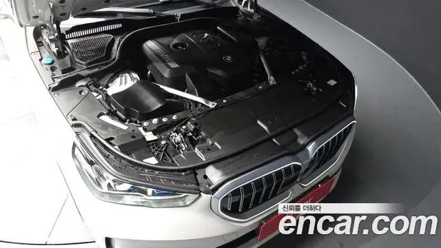 BMW 5 Series 2023 — Photo 5/20