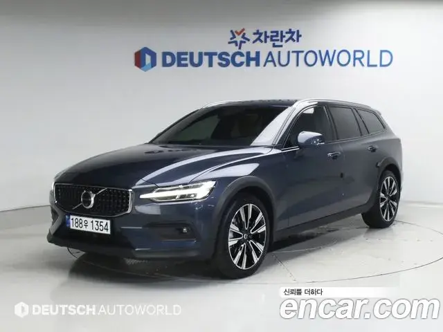Volvo V60 Cross Country 2024 — Şəkil 11/20