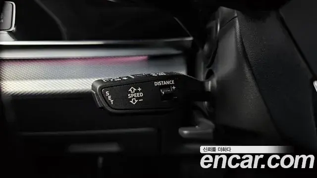 Audi Q8 2021 — Photo 15/34