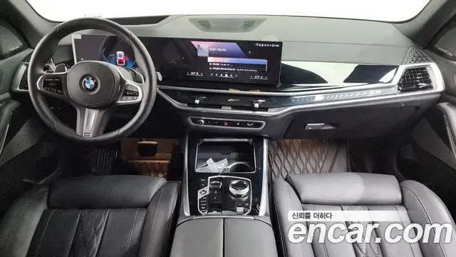 BMW X5 2025 — ფოტო 13/20