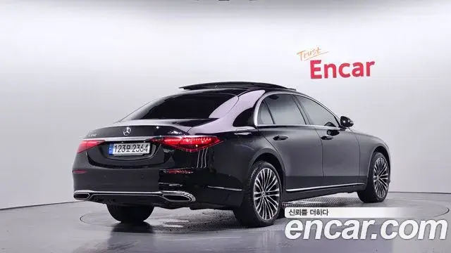 Mercedes-Benz S-Class 2022 — Şəkil 27/36