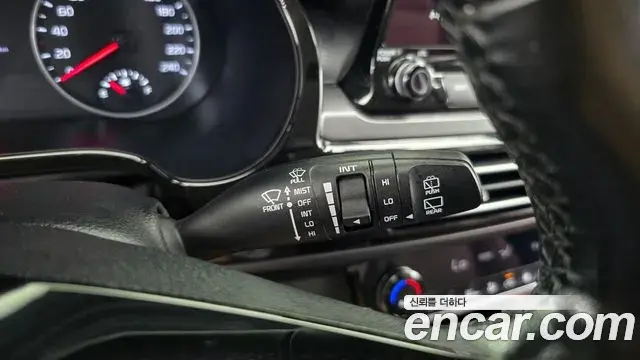 Kia Seltos 2019 — Photo 11/35