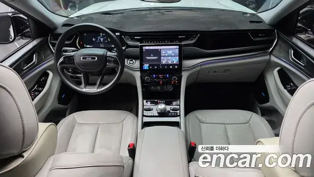 Jeep Grand Cherokee 2022 — ფოტო 4/31