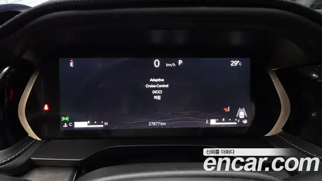 Jeep Grand Cherokee 2022 — ფოტო 22/31