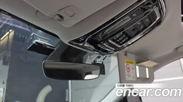 Jeep Grand Cherokee 2022 — ფოტო 30/31