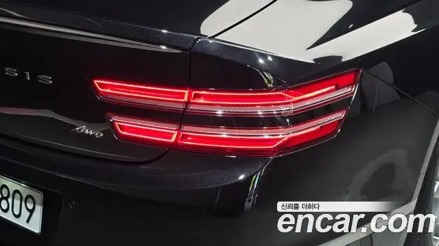 Genesis G80 2023 — ფოტო 10/35