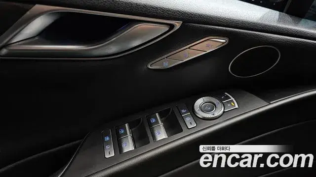 Genesis G80 2023 — ფოტო 12/35
