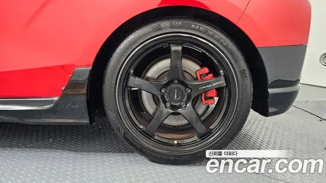 Hyundai Veloster 2019 — ფოტო 17/30