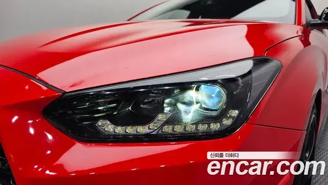 Hyundai Veloster 2019 — ფოტო 27/30