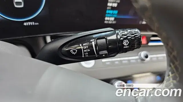 Hyundai The New Avante Hybrid 2022 — ფოტო 26/32
