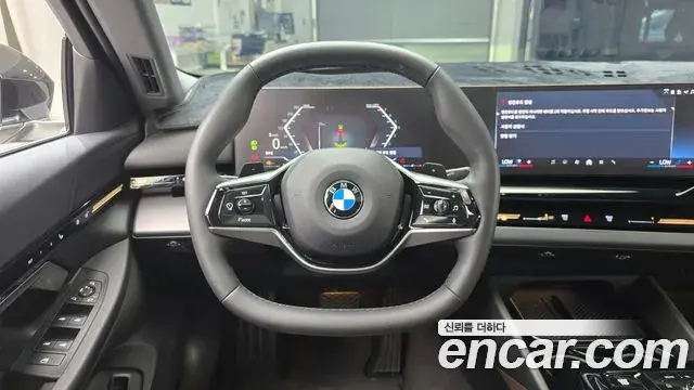 BMW 5 Series 2023 — Фото 13/20