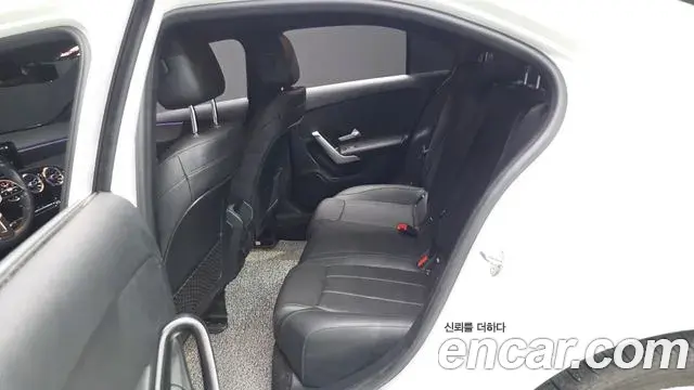 Mercedes-Benz A-Class 2021 — Фото 12/20