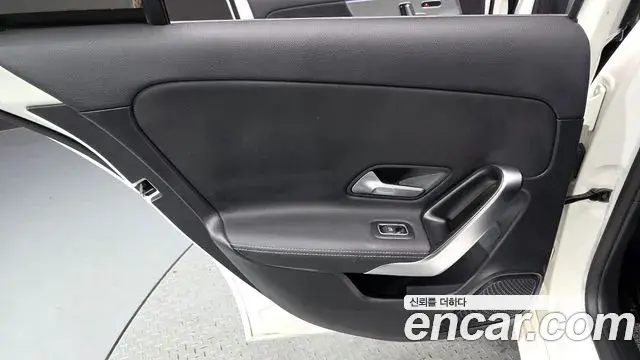 Mercedes-Benz A-Class 2021 — Şəkil 2/30