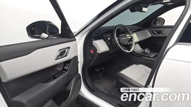 Land Rover Range Rover Velar 2024 — ფოტო 10/41
