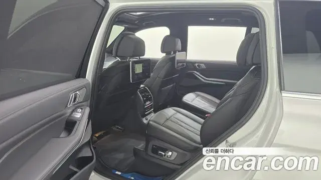 BMW X7 2022 — Şəkil 4/31