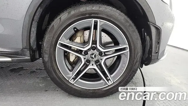 Mercedes-Benz GLC-Class 2021 — ფოტო 19/33