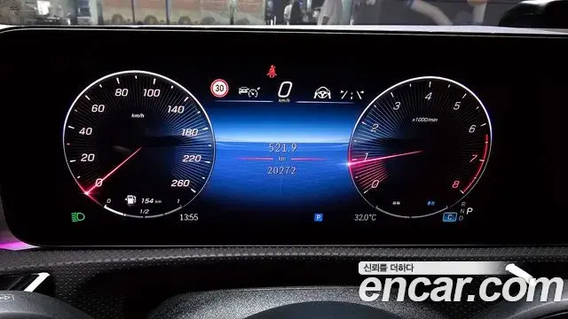 Mercedes-Benz CLA-Class 2024 — Şəkil 29/31