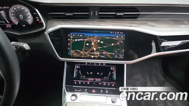 Audi A6 2022 — Photo 2/33