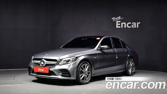 Mercedes-Benz C-Class 2019 — Photo 10/20