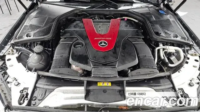 Mercedes-Benz C-Class 2019 — Photo 5/20
