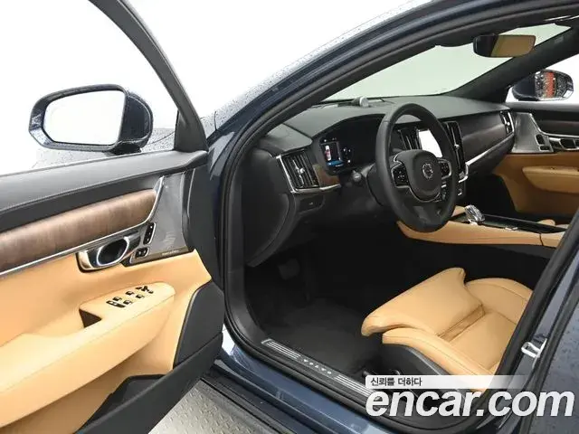 Volvo S90 2022 — ფოტო 9/19