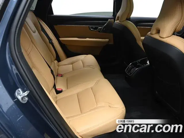 Volvo S90 2022 — ფოტო 6/19