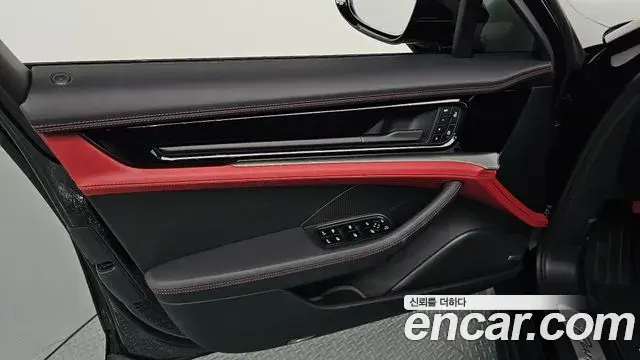 Porsche Panamera 2025 — Photo 15/30
