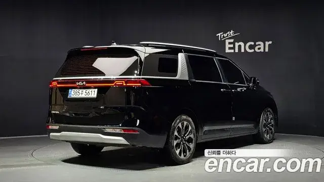 Kia Carnival 2022 — Фото 2/20