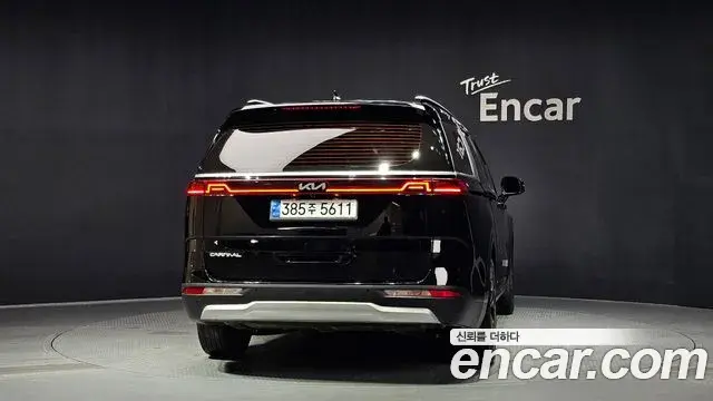 Kia Carnival 2022 — Фото 4/20