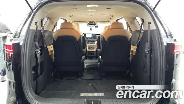 Kia Carnival 2022 — Фото 20/20