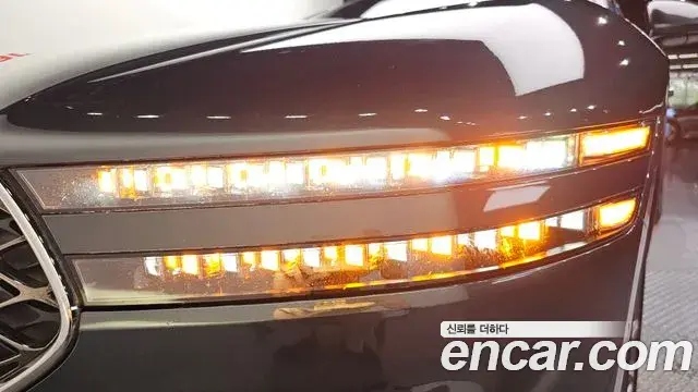 Genesis G90 2023 — Şəkil 12/32