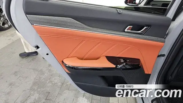 Kia K5 2025 — Şəkil 29/34