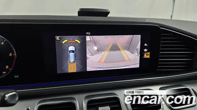 Mercedes-Benz GLE-Class 2020 — Фото 15/20