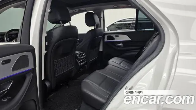 Mercedes-Benz GLE-Class 2020 — Şəkil 4/35