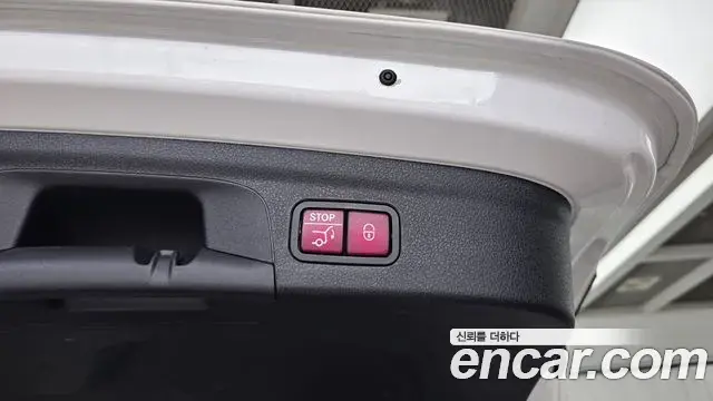 Mercedes-Benz GLE-Class 2020 — Şəkil 20/35