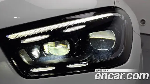 Mercedes-Benz GLE-Class 2024 — Şəkil 15/35