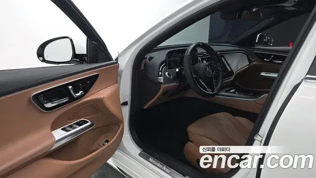 Mercedes-Benz E-Class 2024 — Фото 10/20