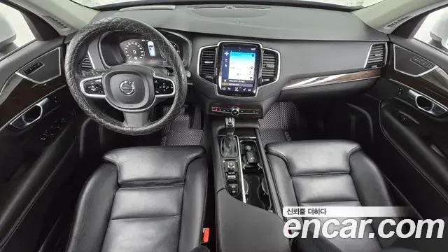Volvo XC90 2018 — Şəkil 7/20