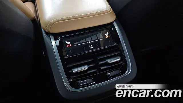Volvo V60 Cross Country 2019 — Şəkil 35/35