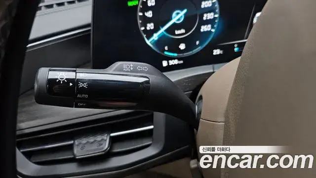 Kia K8 2021 — Photo 18/38