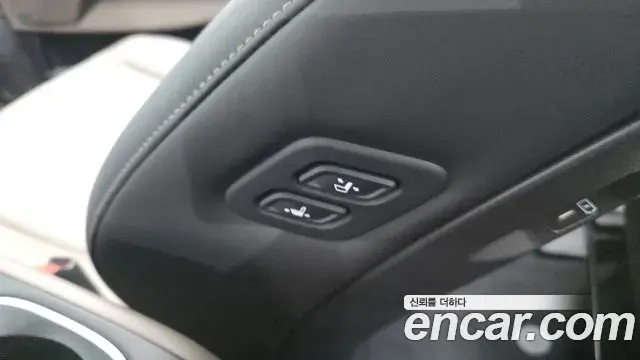 Kia Carnival 2025 — Фото 19/20