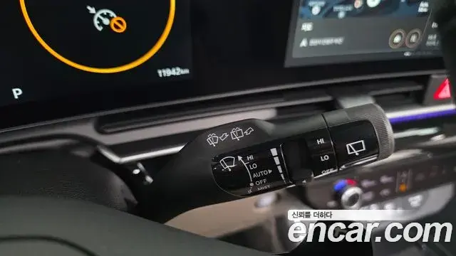 Kia Carnival 2025 — Şəkil 20/39