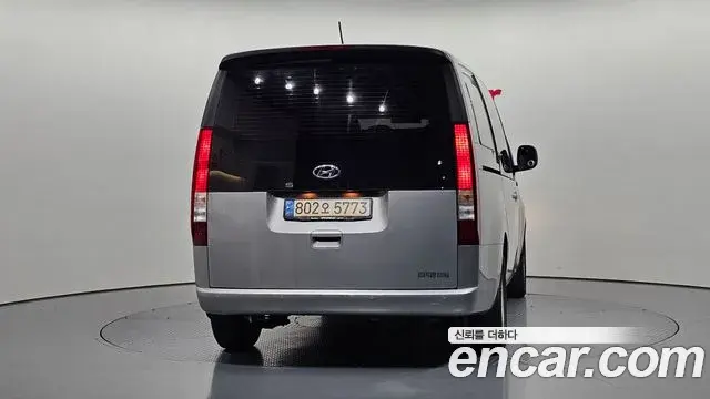 Hyundai Staria 2021 — Photo 4/20